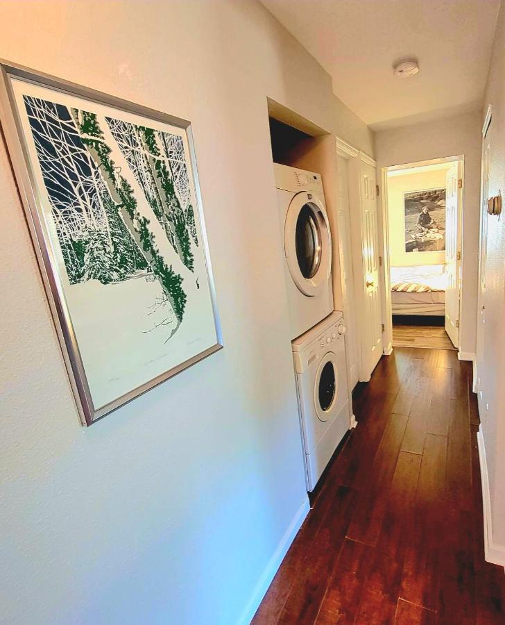 Spacious Cherry Creek Villa Denver Ngoại thất bức ảnh